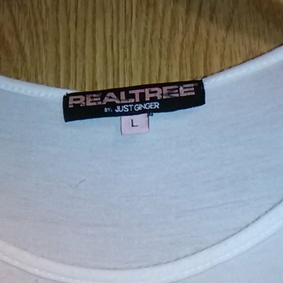 Ladies by :just ginger RealTree shirt - Picture 3 of 4